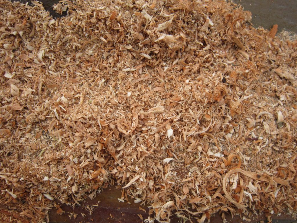 What Makes Good Compost? 5 sawdust-wood