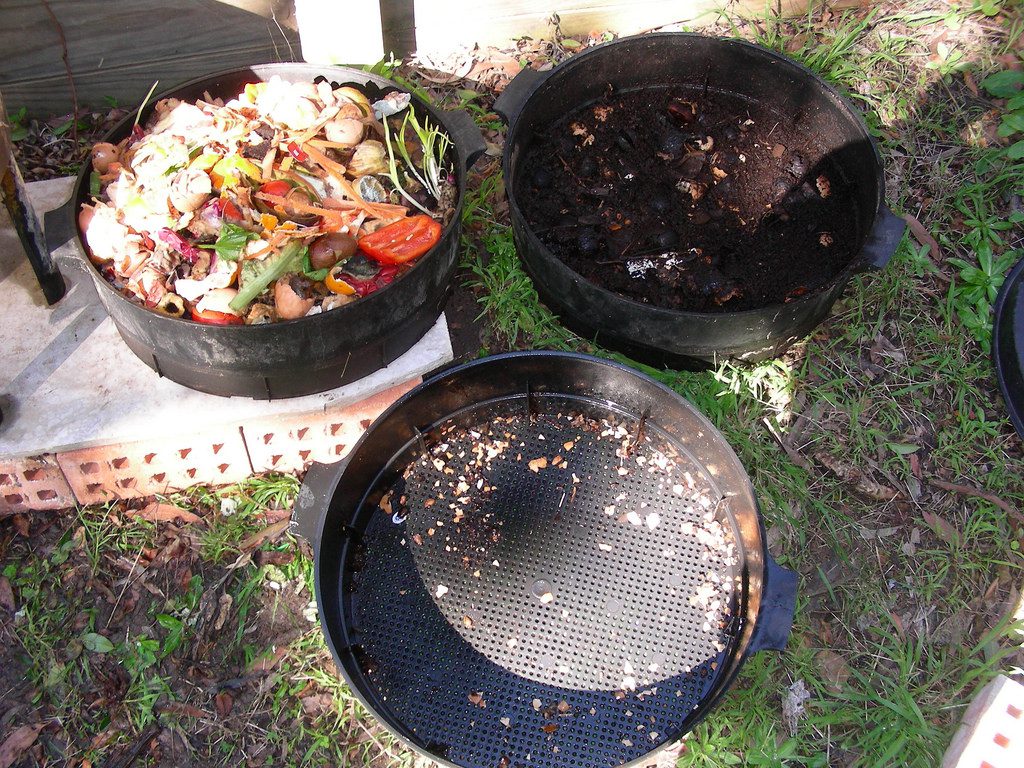 worm-farm-composting 8_Methods_of_Composting